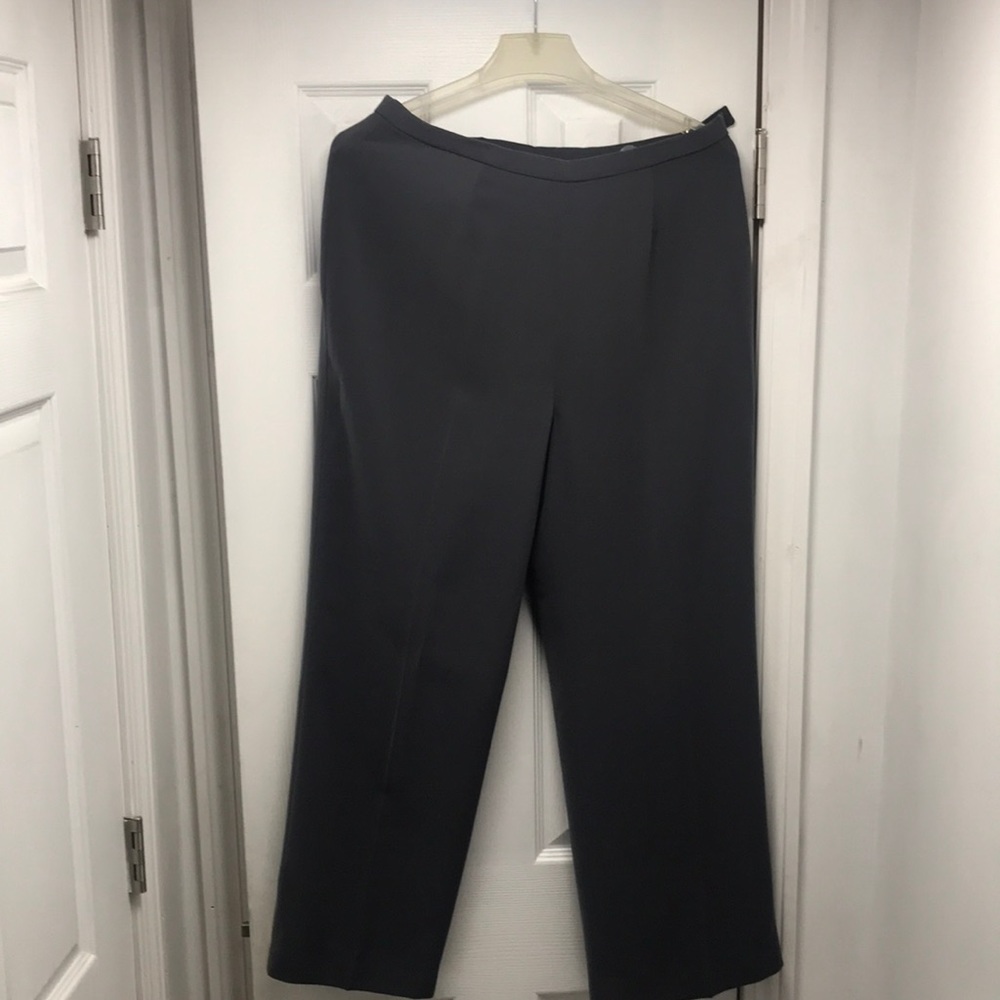 Lord and Taylor 100% polyester women’s pant.
